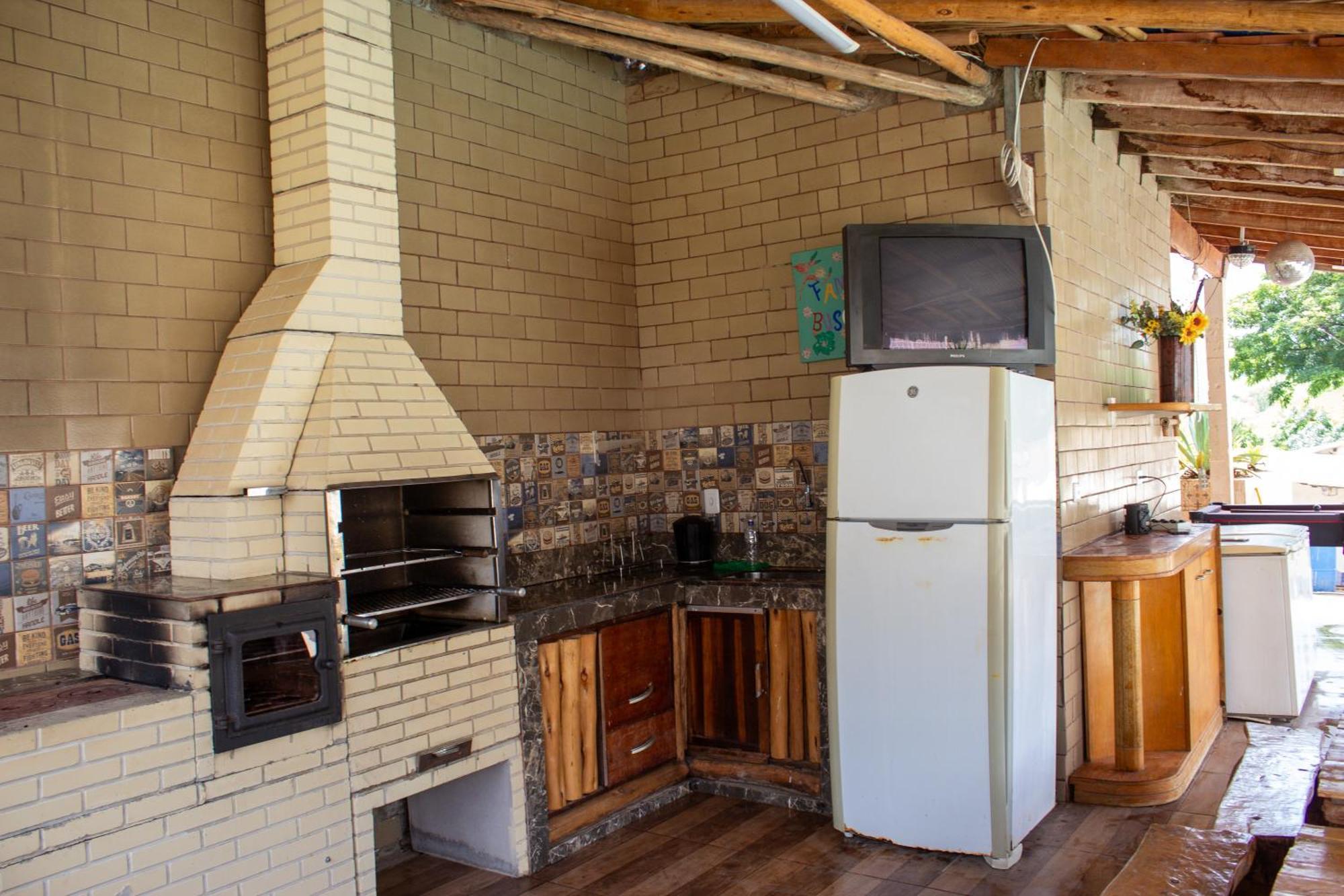 Вилла Chacara Familia Buscape Oliveira Арасаригуама Экстерьер фото